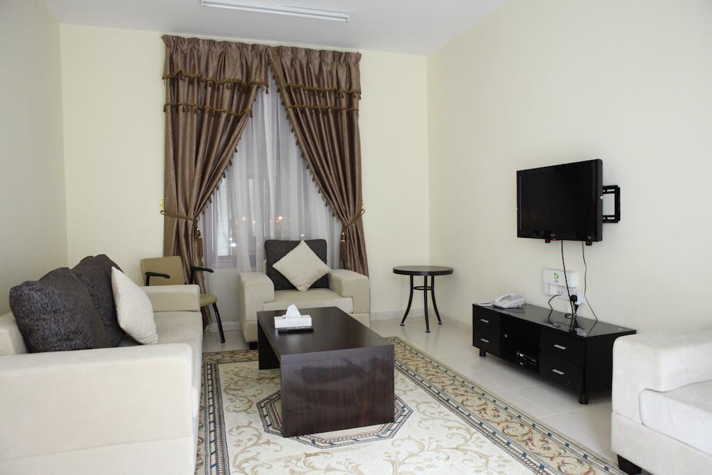 Oasis Residence Fujairah Room photo